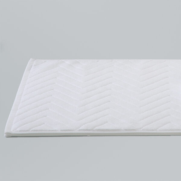 hotel bath mat